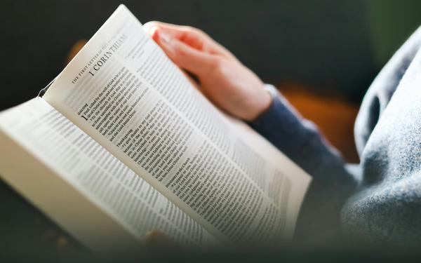 Der 1. Korintherbrief von Paulus ist eine tolle Anlaufstelle